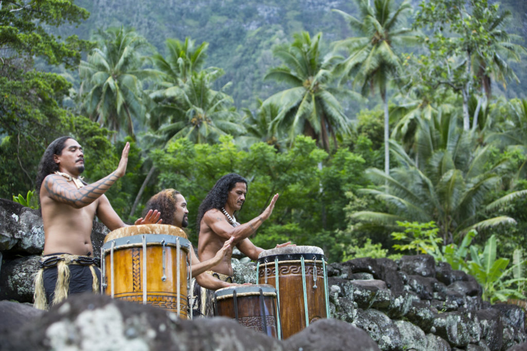 marquise islands cruise song and dance